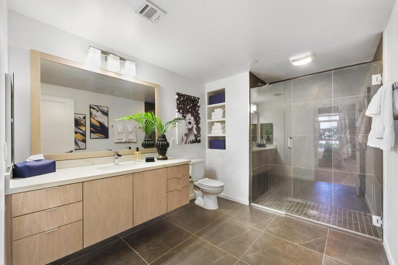 Beverly Grove Chic City Oasis 2 Bedroom Apt With Den 138 Los Angeles Esterno foto
