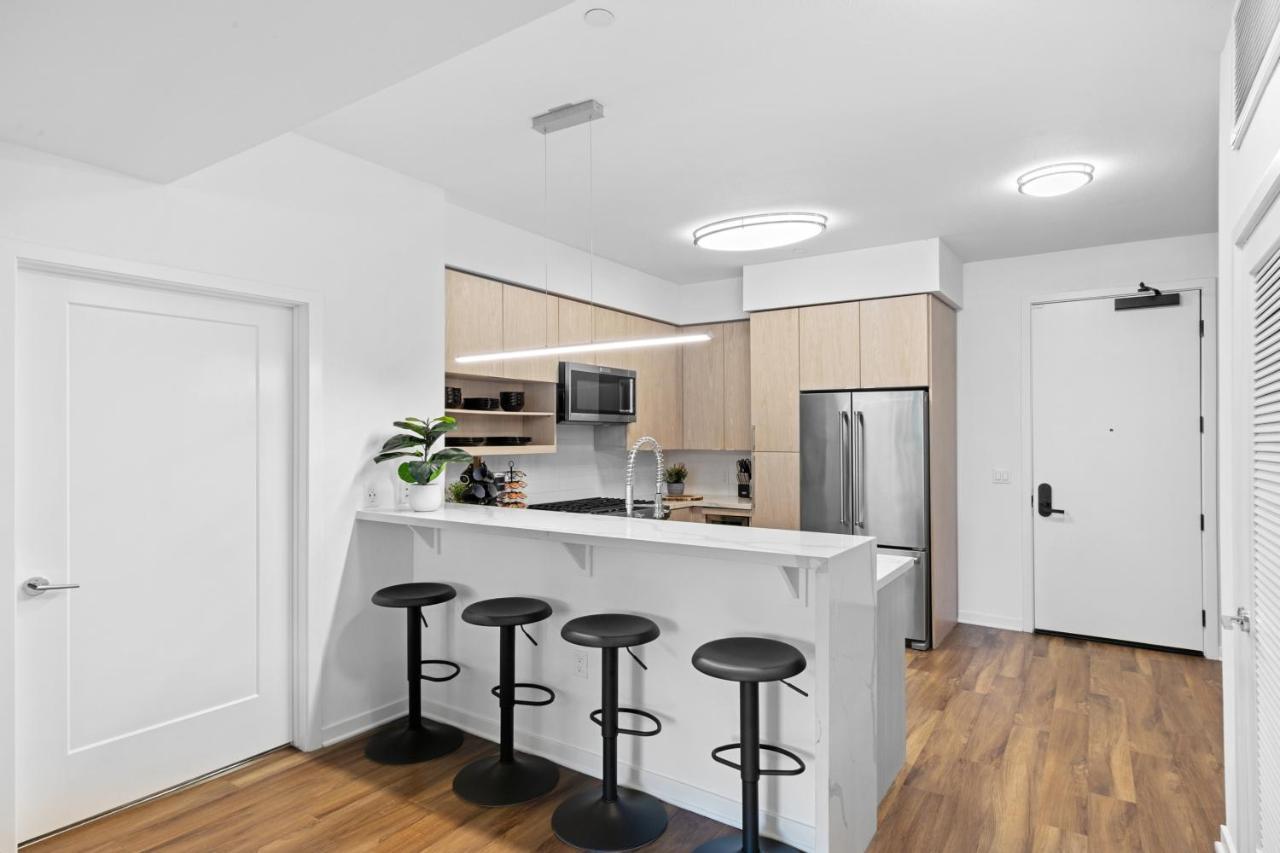 Beverly Grove Chic City Oasis 2 Bedroom Apt With Den 138 Los Angeles Esterno foto