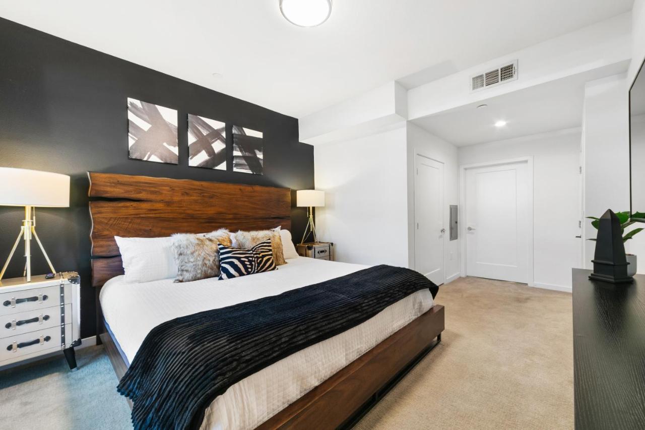 Beverly Grove Chic City Oasis 2 Bedroom Apt With Den 138 Los Angeles Esterno foto