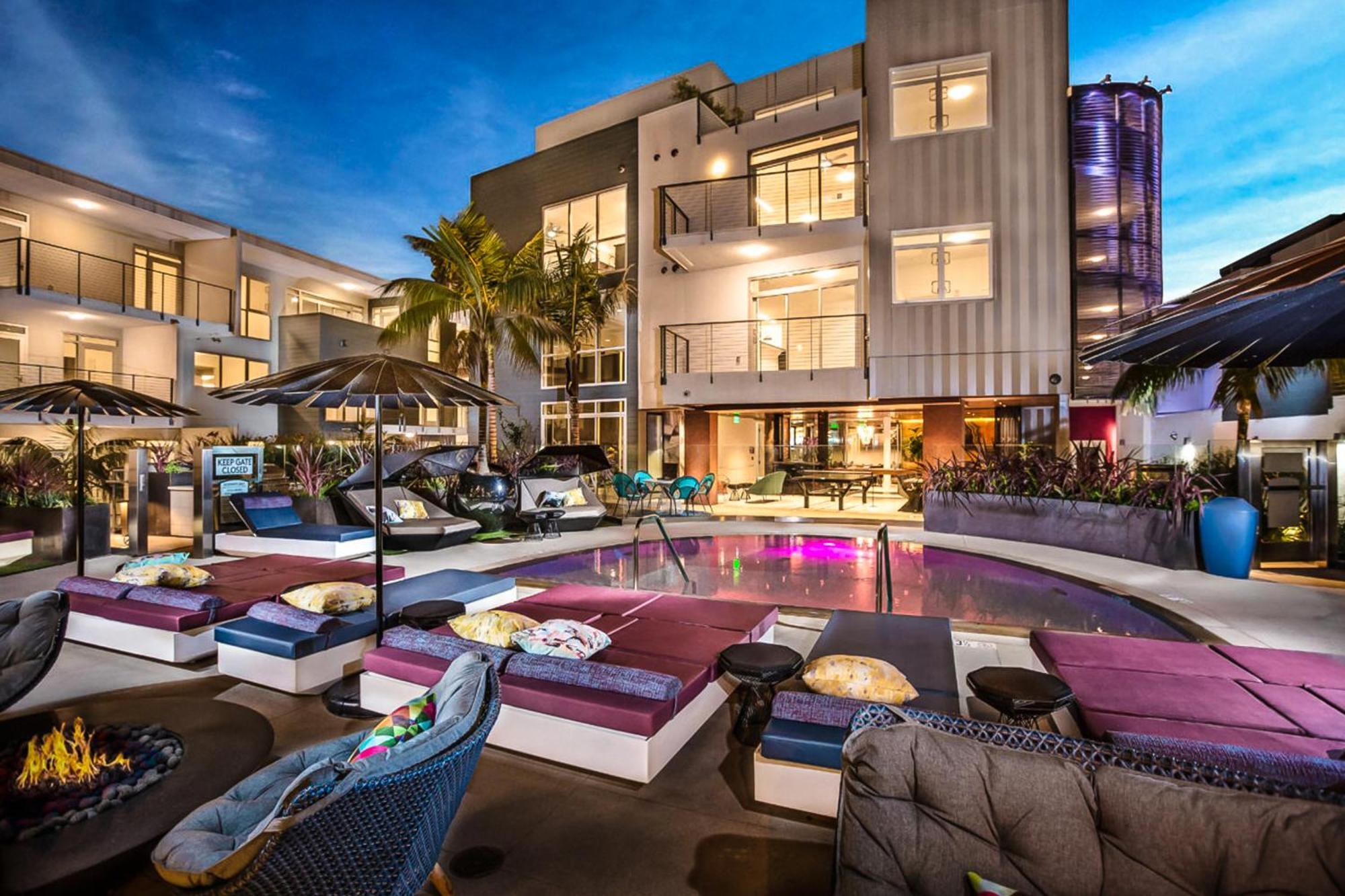 Beverly Grove Chic City Oasis 2 Bedroom Apt With Den 138 Los Angeles Esterno foto